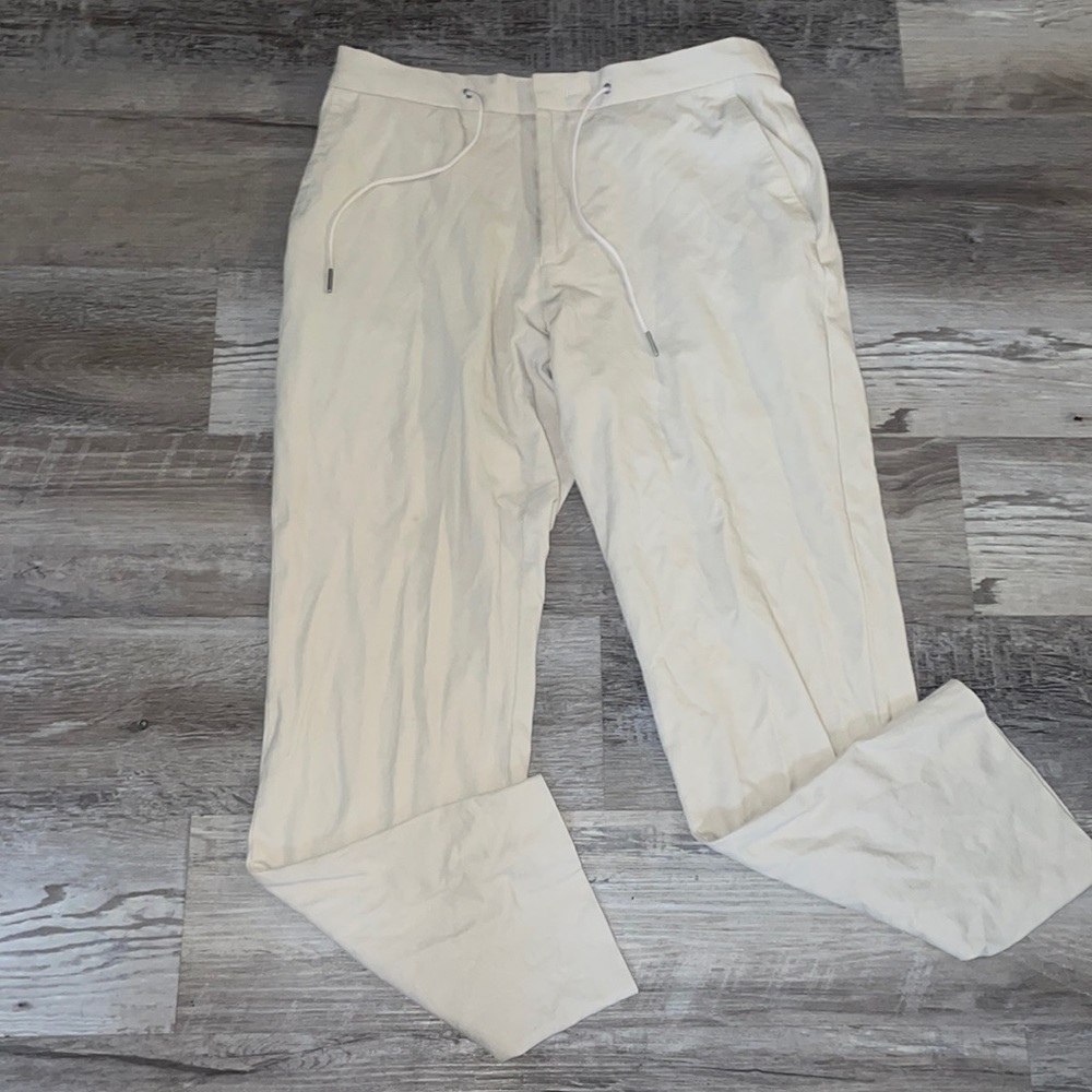 Bar III cream pants size 33x32